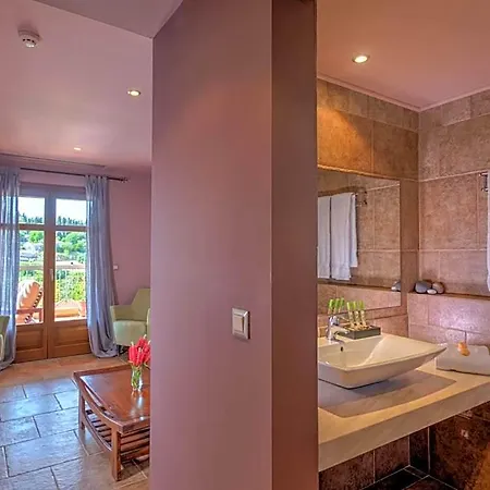 Fiscardo Bay Hotel 3*