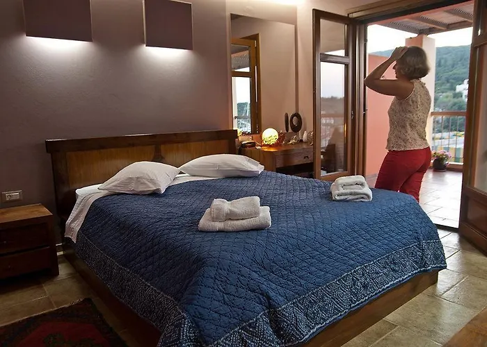 Fiscardo Bay Hotel 3*